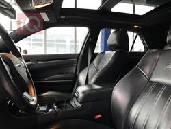 کرایسلەر 300